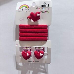 Mint Vibrant Red Heart Hair Accessories Set